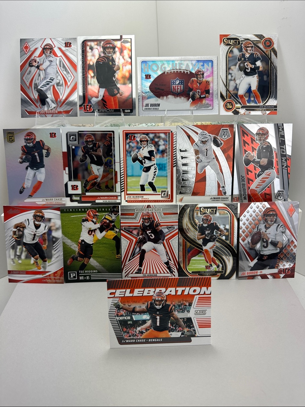 Joe Burrow & Ja'Marr Chase Bengals 15 card lot w/Tee Higgins rookie